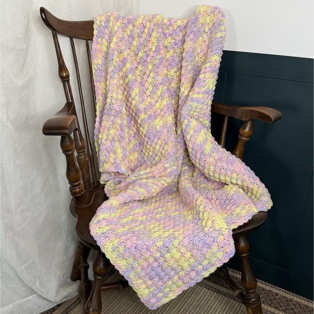 Vintage Handmade Crochet Afghan Throw Blanket Pastel Granny Cluster Stitch 38x48